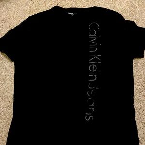 Black Calvin Klein v-neck tshirt